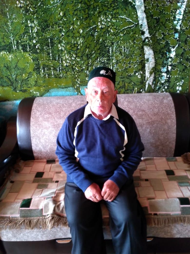 Мухаметшину  Сабирзяну Хаматхановичу, проживающему в селе Троицкий Урай, 14 сентября исполняется 80 лет.