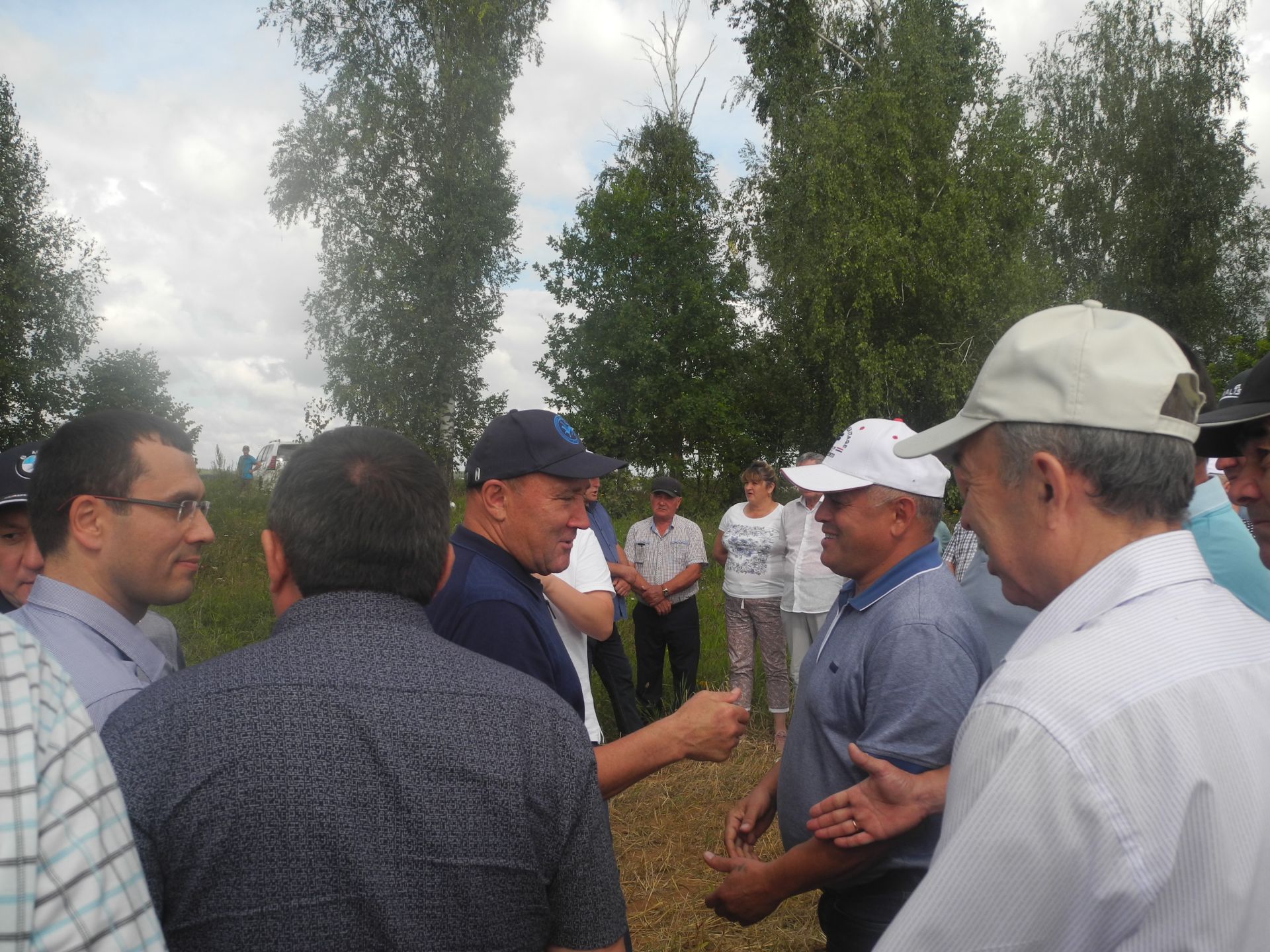 Заместитель Премьер-министра Республики Татарстан, министр сельского хозяйства и продовольствия РТ Марат Ахметов посетил Рыбно - Слободский район