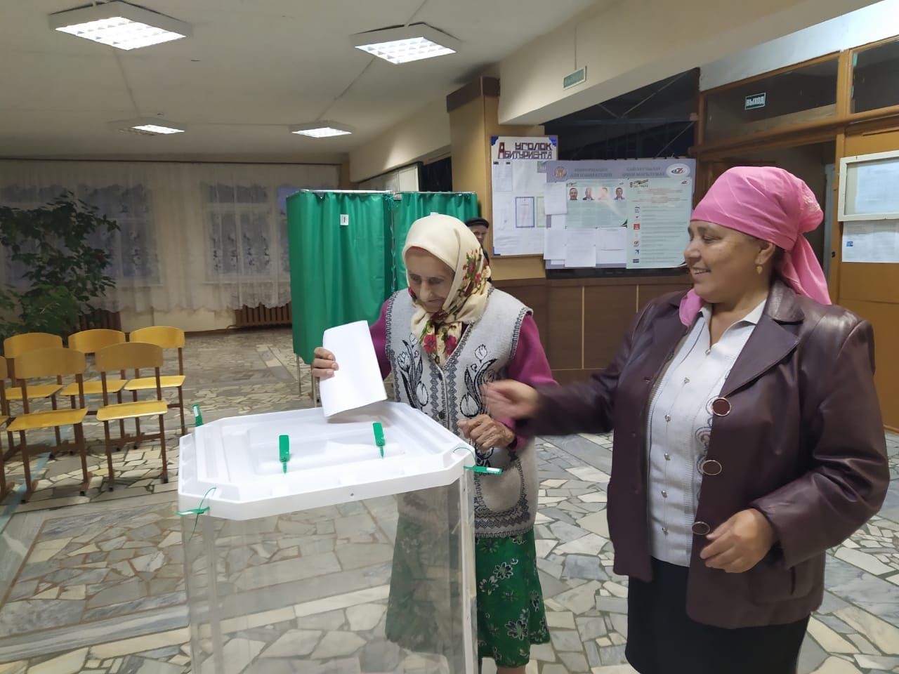 На избирательном участке №2418 Рыбно-Слободского района проголосовали 89,5 процентов избирателей