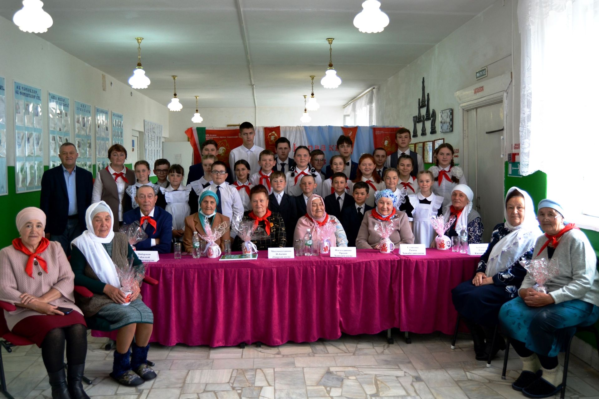 В Юлсубинской школе встретились вожатые пионерской организации