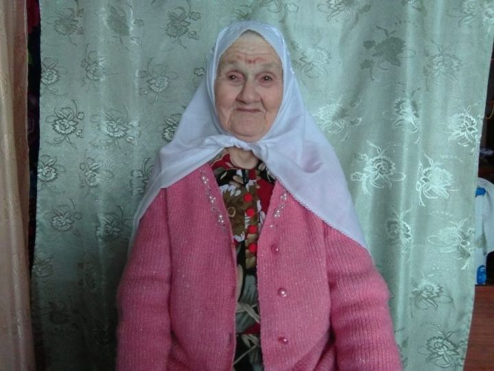 Бибигандәлиф  Хәлиуллина: «Бер бала да ятимлек ачысын татымасын»
