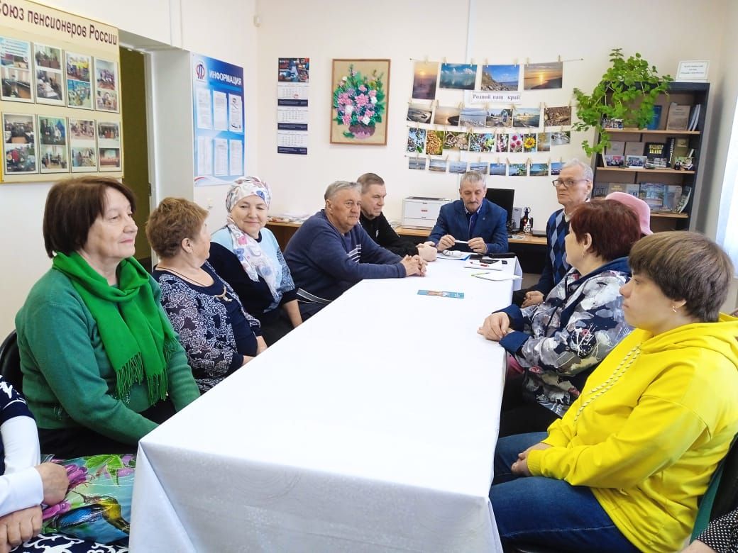 В Рыбной Слободе обсудили вопросы пенсионного обеспечения населения