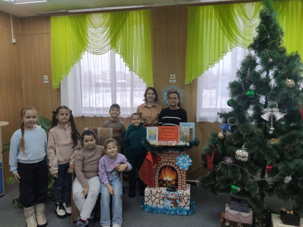 Полянка китапханә-ял итү үзәгендә башлангыч сыйныф укучылары булып китте