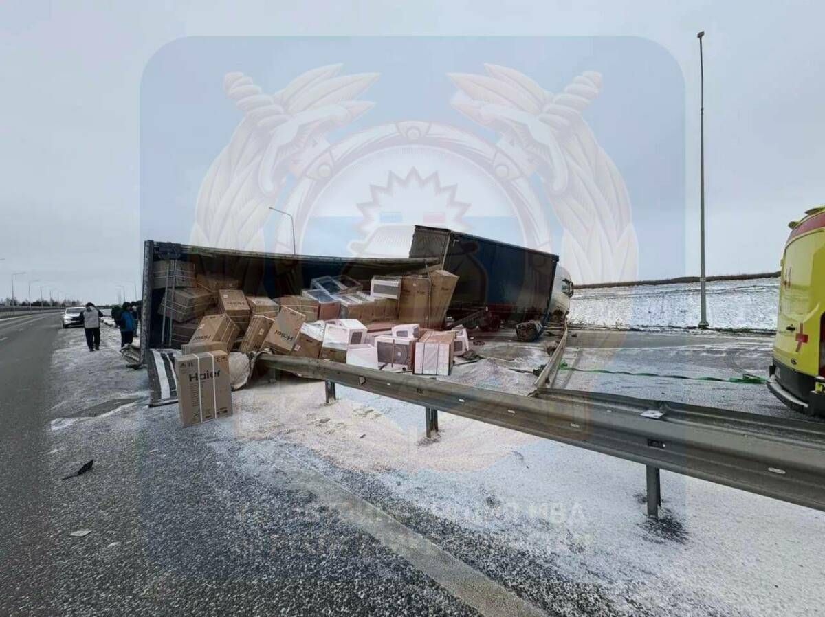 Водитель «Лады» погиб в аварии с грузовиком в Татарстане