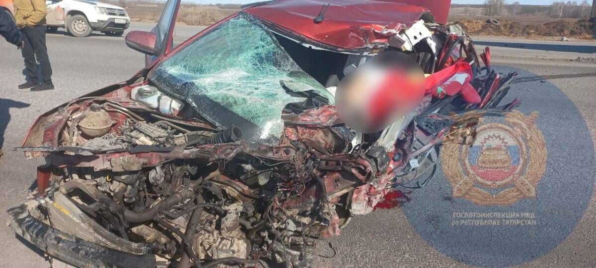 В страшном ДТП в Татарстане погибли отец и дочь