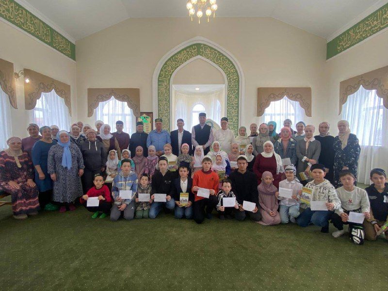 Бүген Яңа Арыш авылының «Иман нуры» мәчетендә балалар өчен дини бәйрәм оештырылды.
