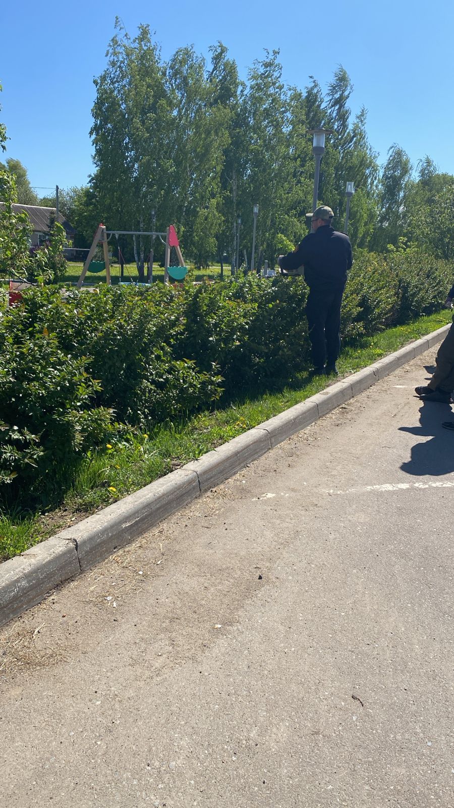 Работы  по благоустройству Рыбно-Слободского района продолжаются