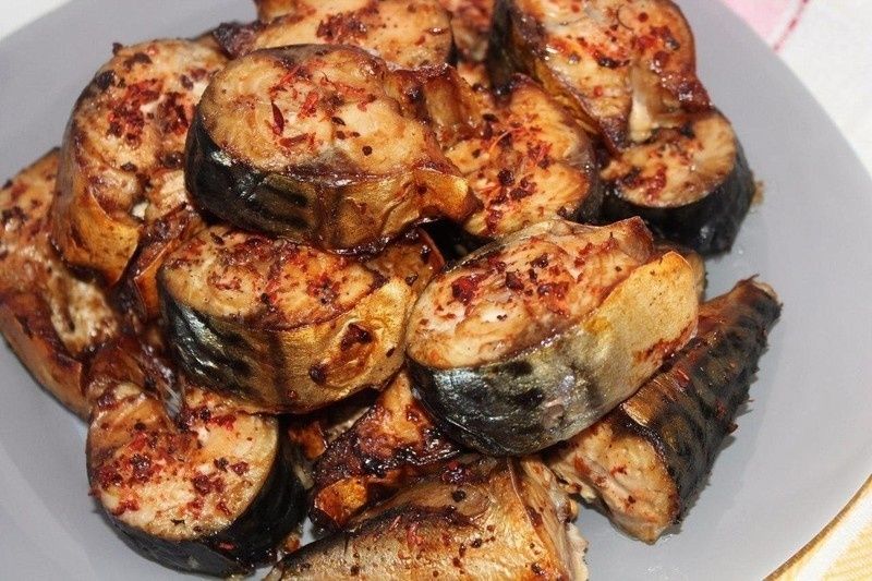 Как вкусно приготовить скумбрию на гриле