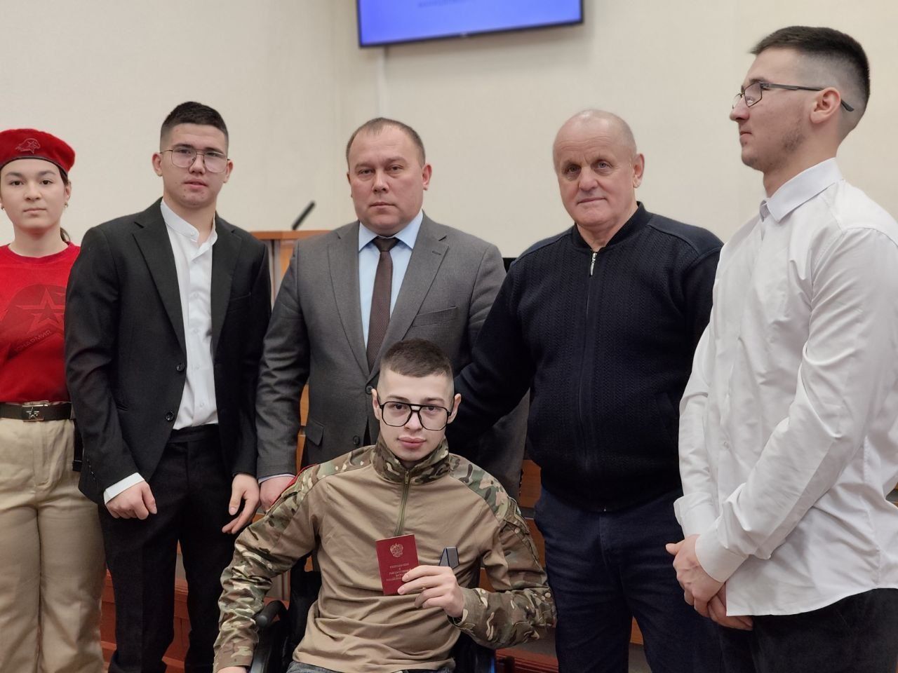 На расширенной планёрке вручили государственные награды