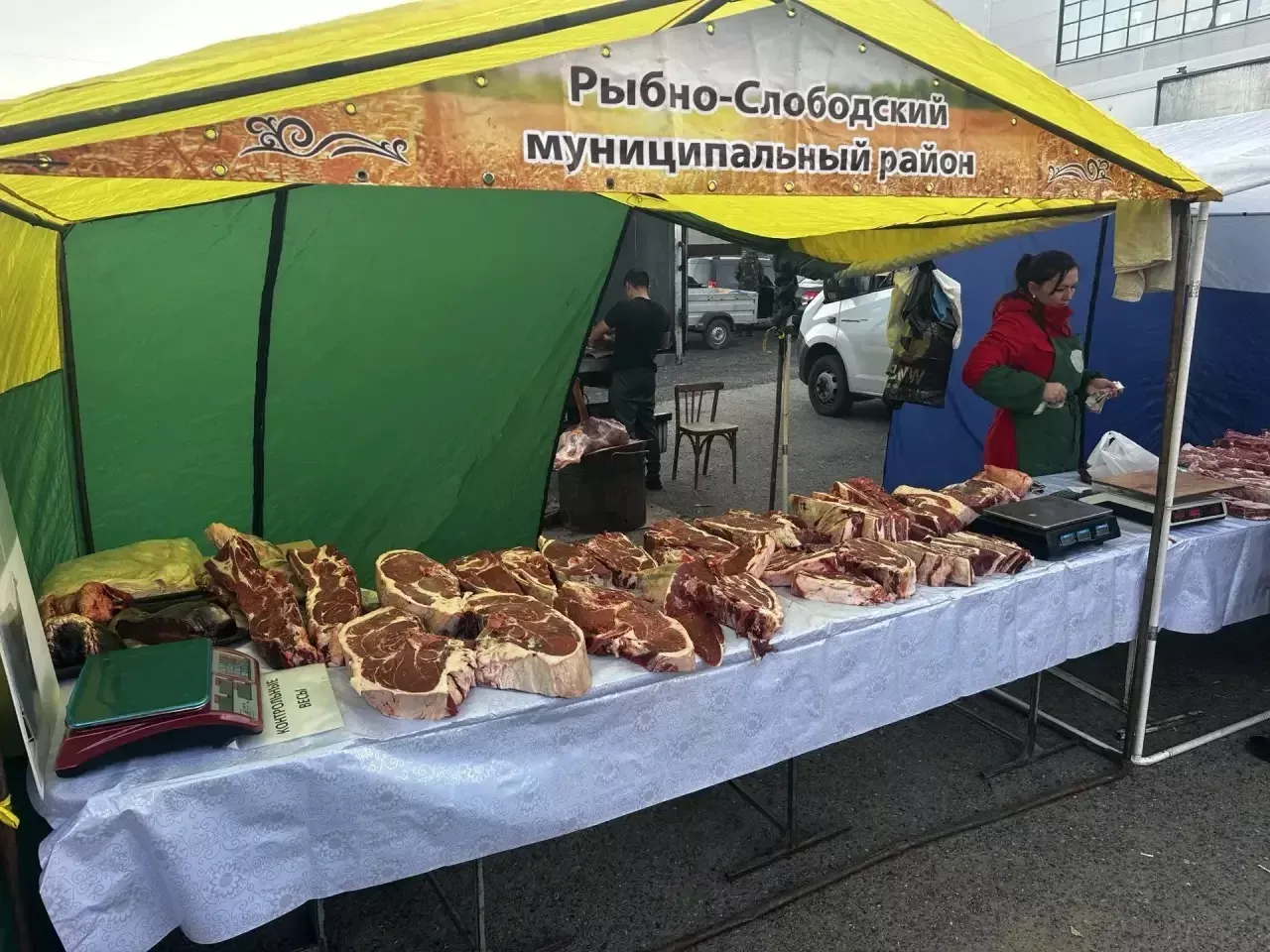 Рыбнослободские фермеры приняли участие в ярмарке в Осиново