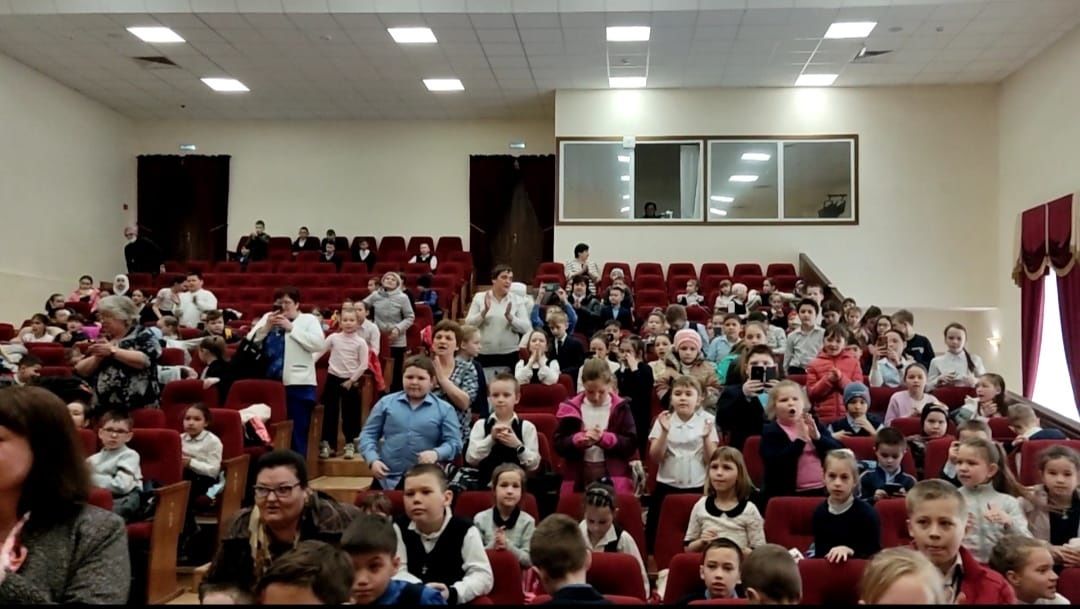 В Рыбно-Слободской районе была организована литературно-музыкальная композиция «Песни Победы!»