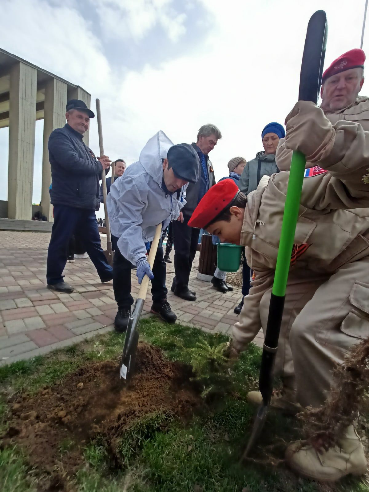 Рыбнослободцы приняли участие в международной акции "Сад памяти"
