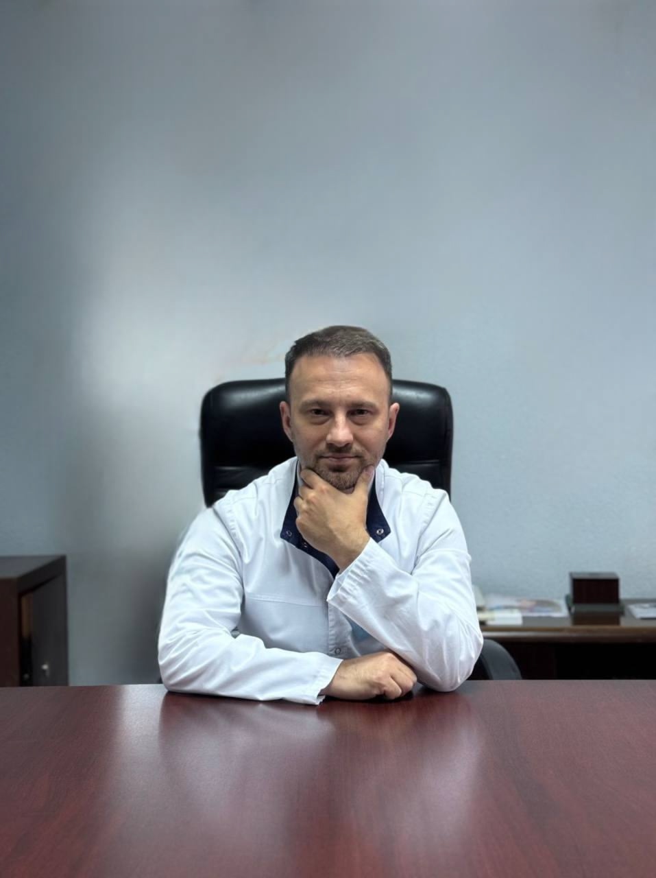Ильназ Минемуллович Ахмадиев  — главный врач ГАУЗ «Рыбно-Слободская ЦРБ»