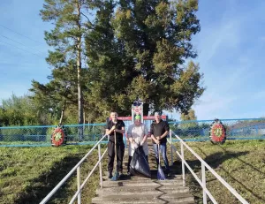 В селе Корноухово прошла уборка у памятного места
