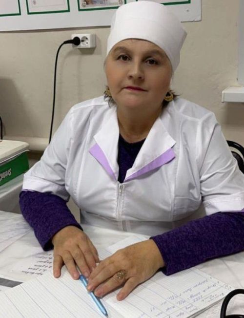 Жители Юлсубино любят своего фельдшера за профессионализм