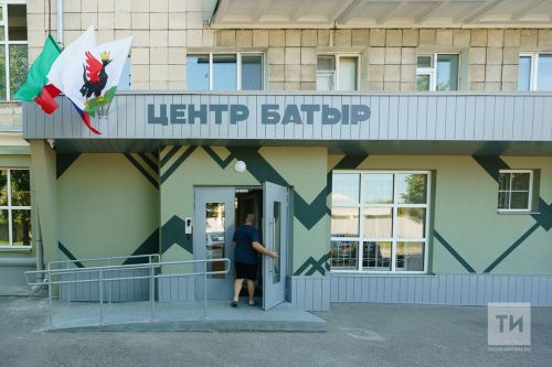 Первый центр оформления на военную службу по контракту в республике открылся в Казани