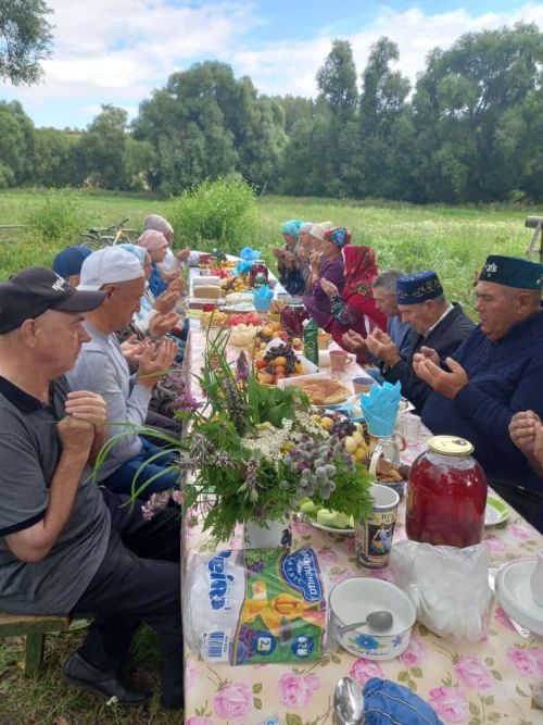 Ниһаять очрашу теләге тормышка ашты