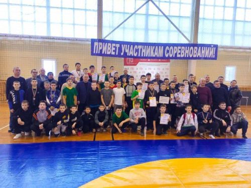 «Корэш» в Рыбной Слободе: сильнейшие борцы и яркие победы!