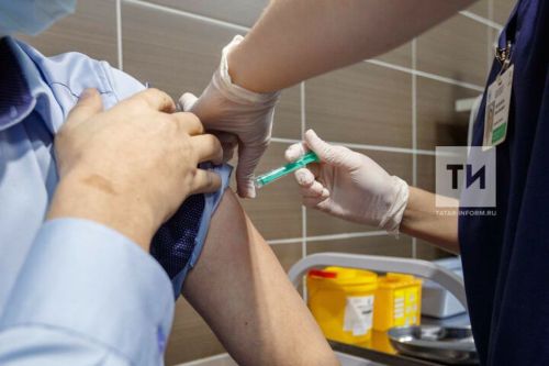 Осенью в России пациенты начнут получать вакцину от рака