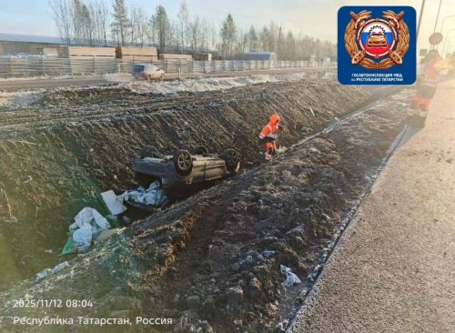 79-летний водитель врезался в ограждение: как это произошло