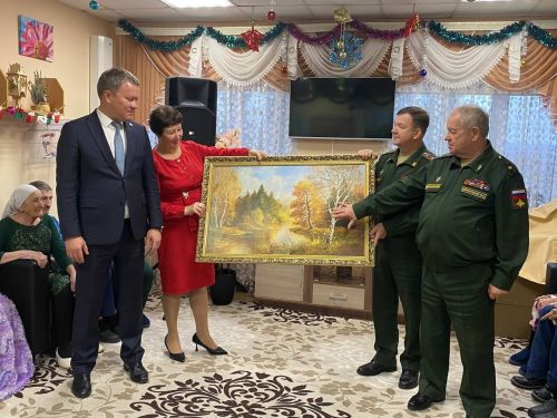 Праздник в Корноуховском доме-интернате: радость и поддержка
