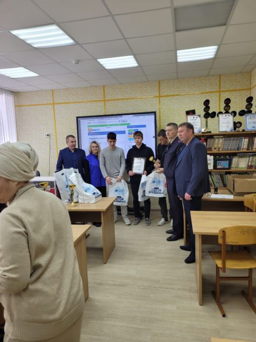 В Рыбной Слободе прошел конкурс по автомногоборью среди команд юношей и девушек