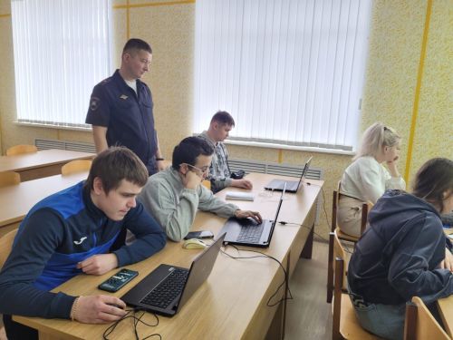 В Рыбной Слободе прошел конкурс по автомногоборью среди команд юношей и девушек