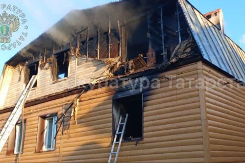 Пожар под Казанью унёс жизни троих человек, среди них — двое детей