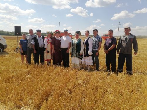 Автоклуб  радует земледельцев