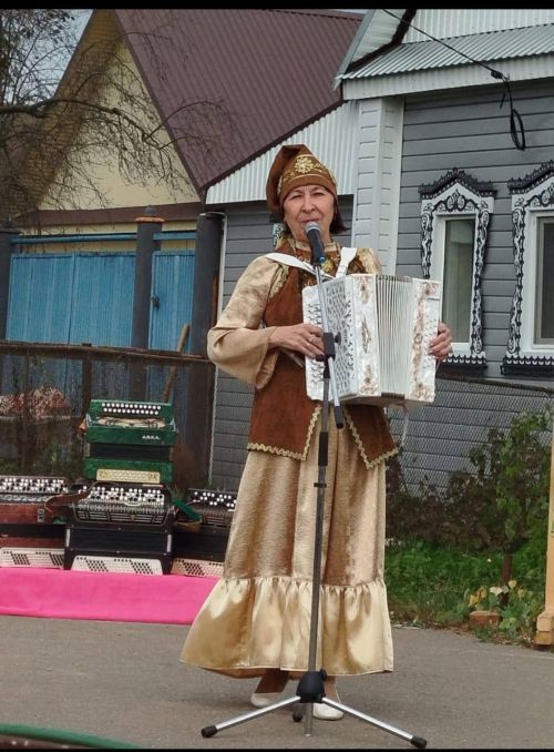 Балык Бистәсендә өченче тапкыр «Эх, гармуннар уйный белсәм...» районкүләм фестивале узды.