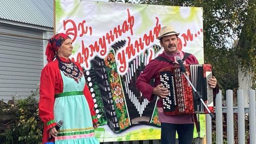 Балык Бистәсендә өченче тапкыр «Эх, гармуннар уйный белсәм...» районкүләм фестивале узды.