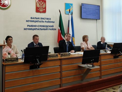 Первое заседание Совета: важные решения и назначения в районе