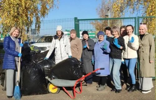 Осенний субботник прошёл в детском саду «Йолдыз»