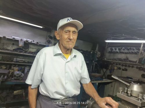 История токаря, который всю жизнь помогал людям