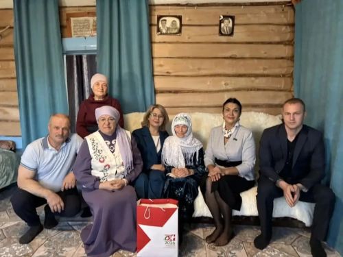 Жительницу Старого Арыша поздравили с 94-летием