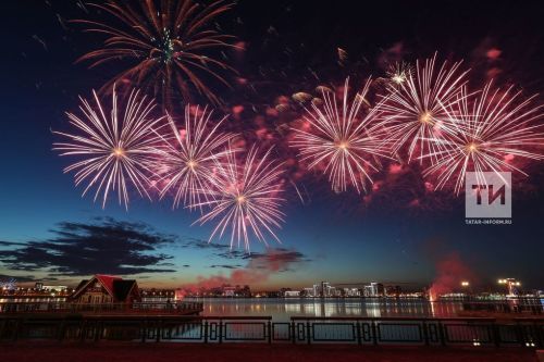 Календарь выходных и праздников в феврале и марте 2026 года