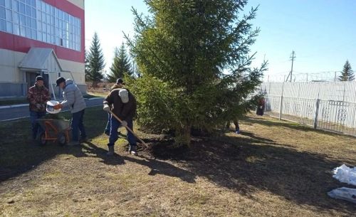 Очистка и благоустройство в Рыбно-Слободском районе весной