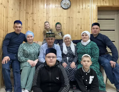 Семья Ихсановых: счастье — на родной земле