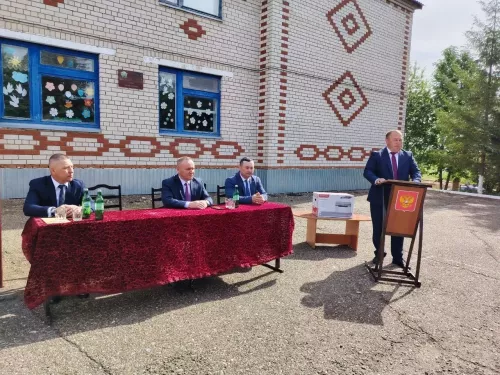 Выпускной в Верхне-Тимерлековской школе: традиции и эмоции