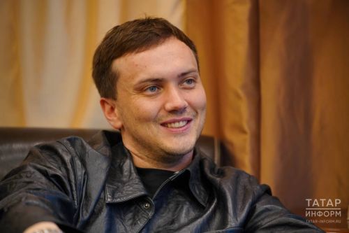 Марат Яруллин: «Что касаемо моих отношений, опускаться до уровня «ниже плинтуса» и обсуждать личное я не собираюсь»