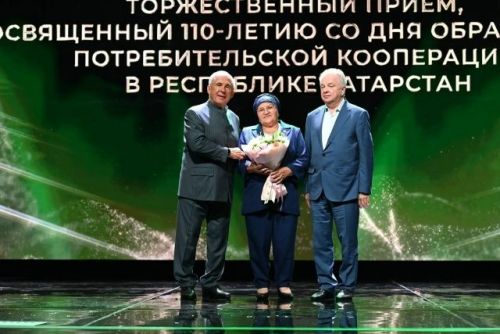 Жительница Рыбно-Слободского района Диня Сабирова удостоена высокой награды