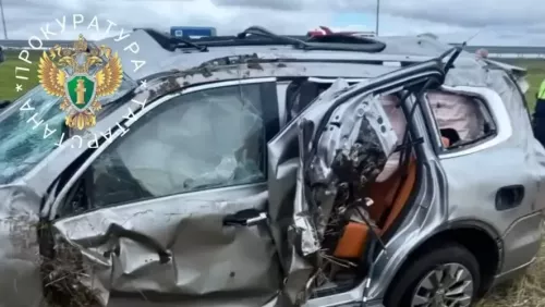 Автомобиль вылетел в кювет после того, как водитель уснул