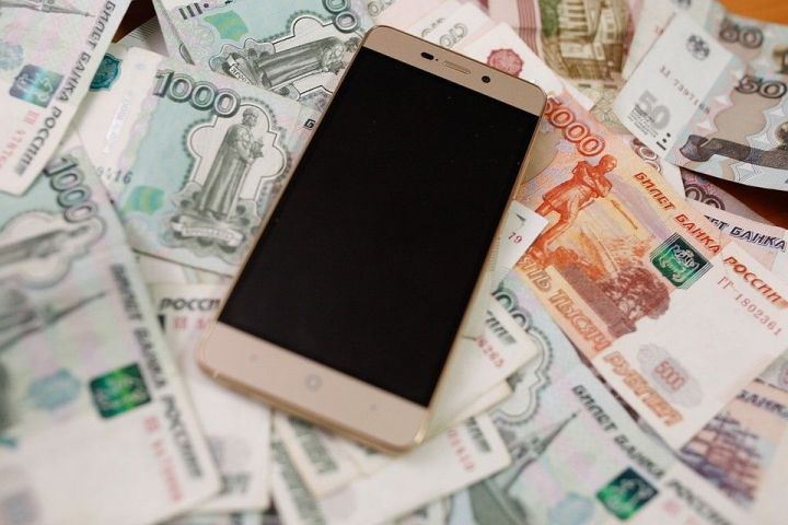 Девушка из Альметьевска отправила мошеннику 93 тысячи рублей