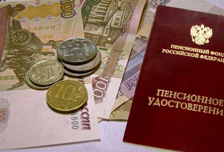 Кому из пенсионеров поднимут пенсии на 1 тысячу рублей в 2019 году?