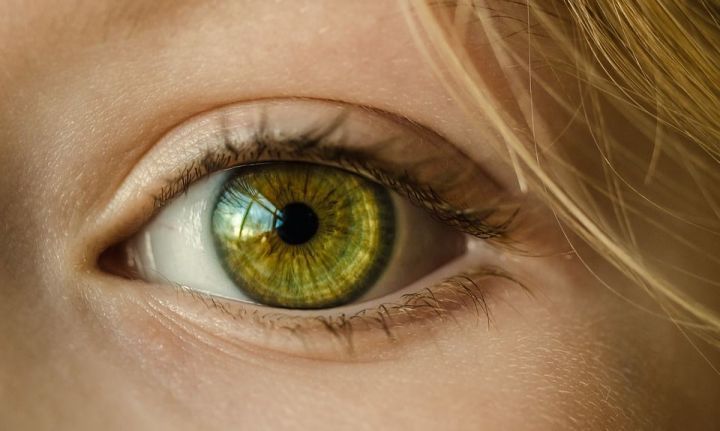 Как по цвету глаз можно узнать о характере человека