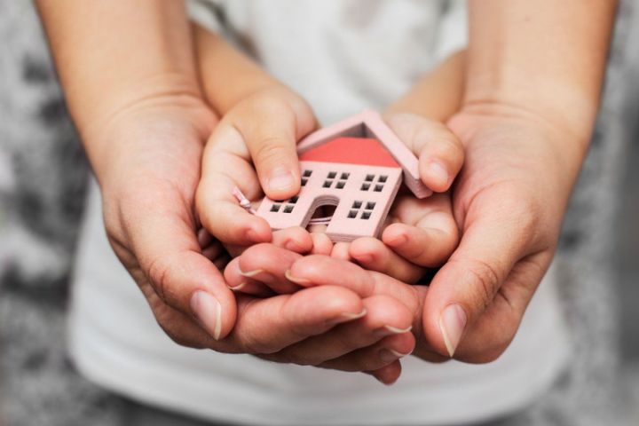 При разводе родителей новый закон защитит право детей на жилье