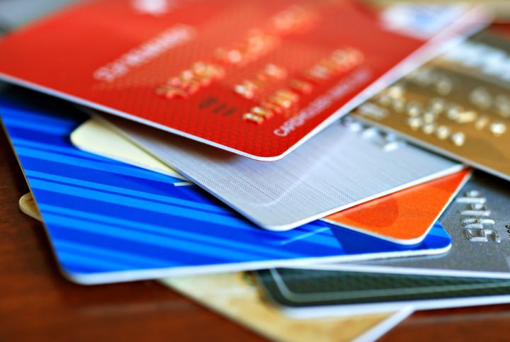 Среди мошенников распространился новый способ обналичивания денег с банковских карт