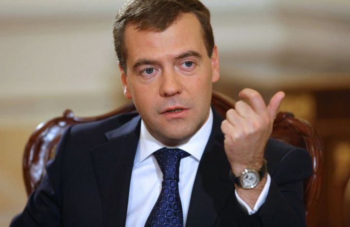 Дмитрий Медведев предложил еще один вариант четырехдневной рабочей недели