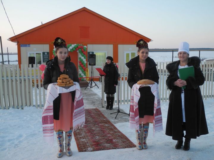 В Рыбно-Слободском районе открылся 12 модульный фельдшерско-акушерский пункт