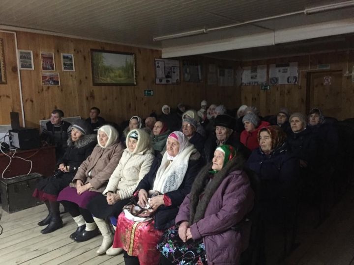 “Талантлы син, кеше &nbsp;туганым!”  әдәби-музыкаль &nbsp;клубы кичәләр уздыра